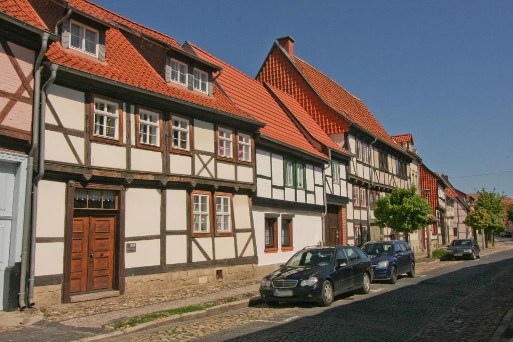 Urlaub Im Fachwerk - Das Sattlerhaus Quedlinburg Exterior foto